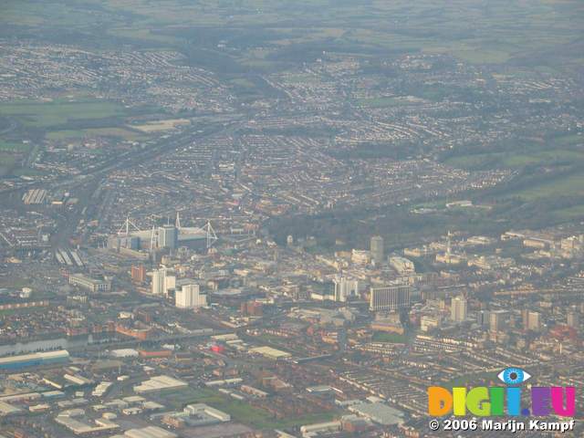 16027 Cardiff city centre from the air